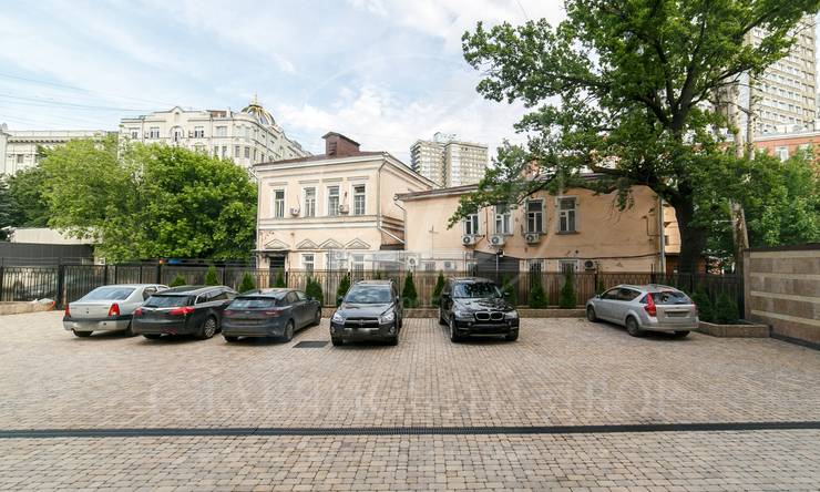 аренда  ЦАО Смоленская Борисоглебский пер.