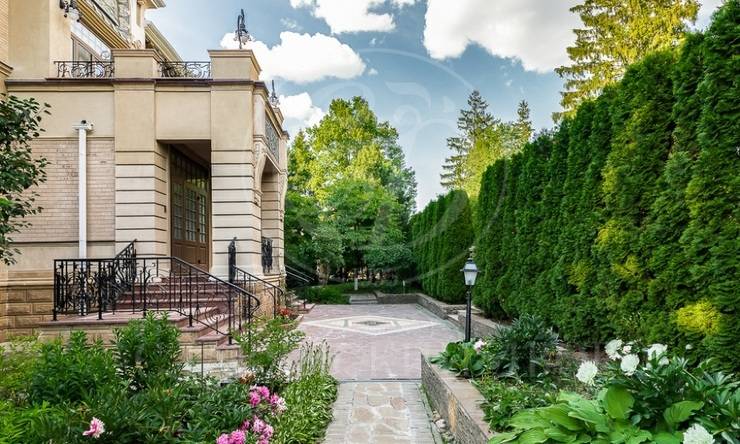 Лот-8944-222359 аренда дома 2-е Успенское шоссе Николино