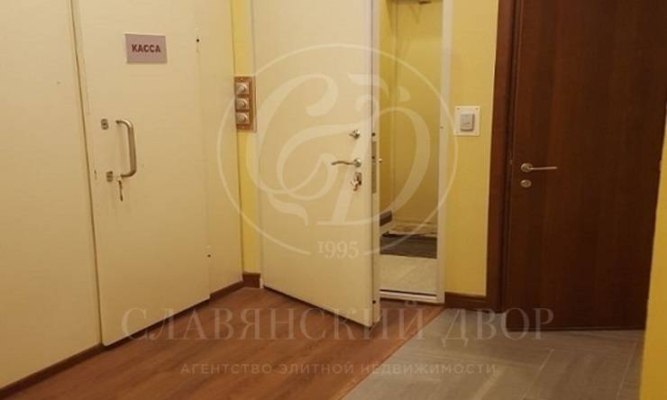 продажа  ЦАО Смоленская Новинский бул.