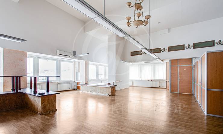 аренда  ЦАО Фрунзенская Зубовский бульв.