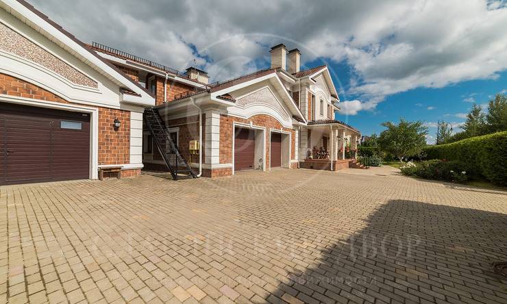 Лот-9011-227300 аренда дома Новорижское шоссе Гринфилд