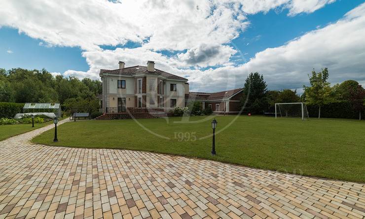 Лот-9011-227305 аренда дома Новорижское шоссе Гринфилд