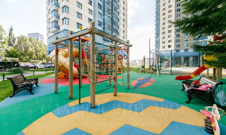 Лот-10052-239508 Продажа квартиры Университет