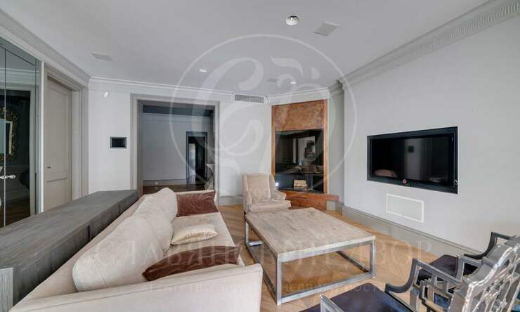 Лот-9181-240768 аренда дома Москва Силвер Плэйс (Silver Place)