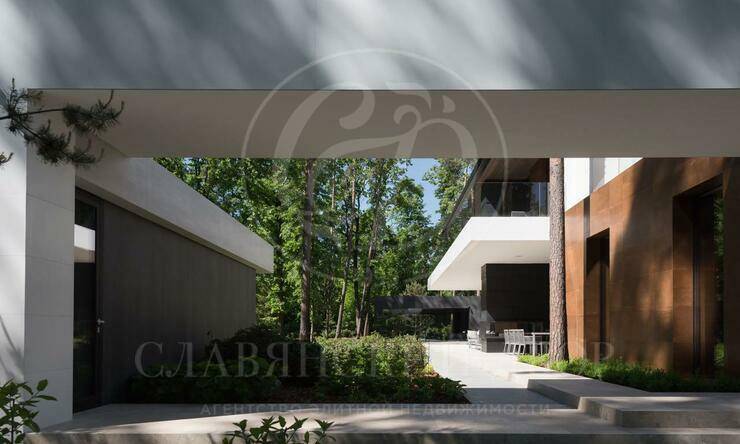 Лот-8186-249779 продажа дома Рублево-Успенское шоссе Ильинские дачи