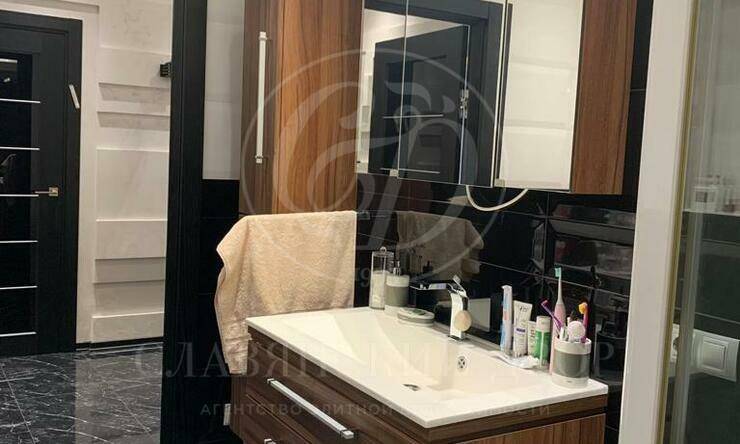 Лот-11943-252040 Продажа квартиры Северо-Запад