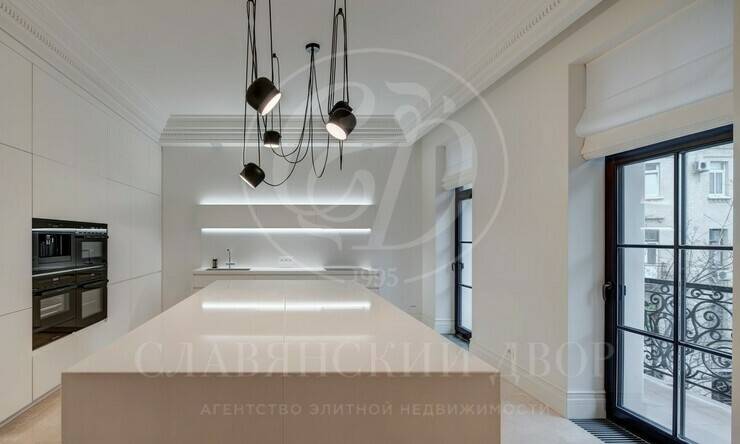 Лот-11806-256219 Продажа квартиры Хамовники, Плющиха