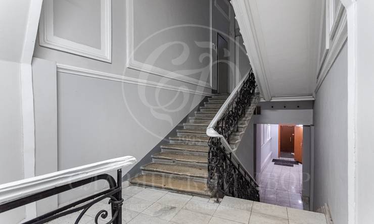 Лот-12050-260901 Продажа квартиры Остоженка