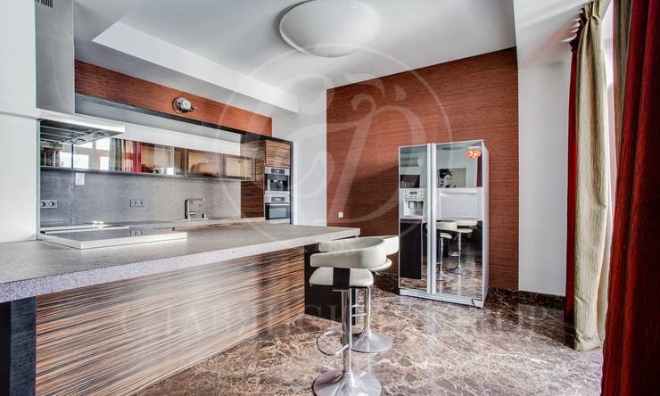 Лот-10052-261181 Продажа квартиры Университет