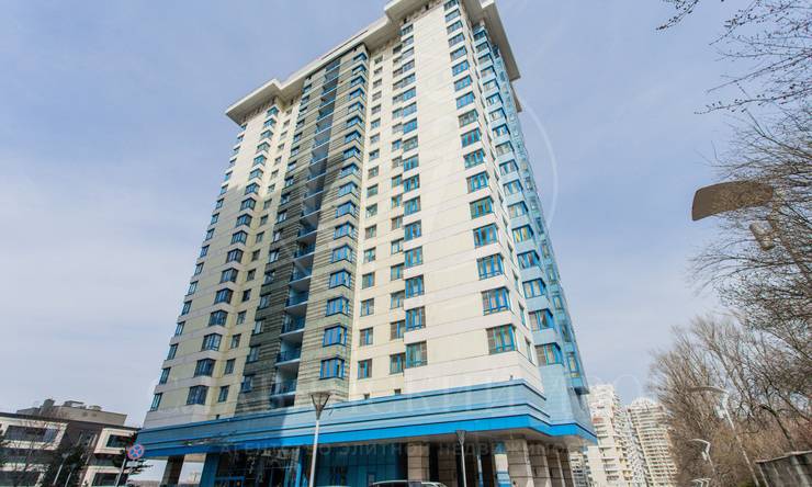 Лот-10052-261191 Продажа квартиры Университет