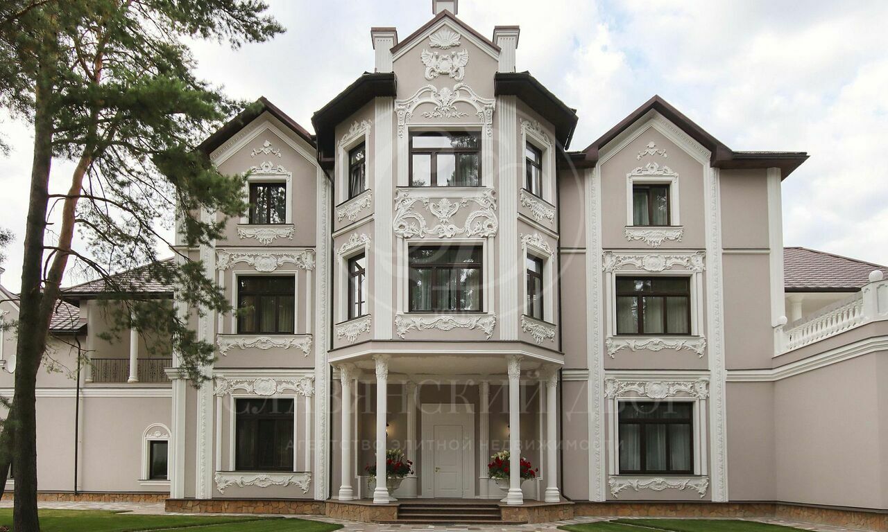 В аренду дом в поселке НПИЗ Барвиха