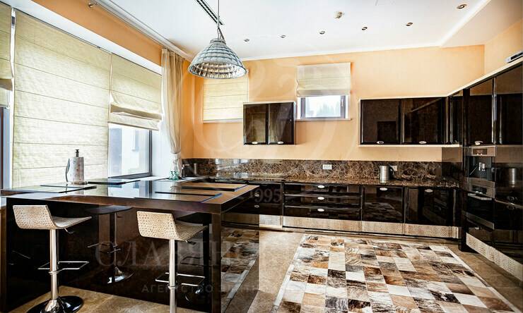 Лот-9304-264017 продажа дома Рублево-Успенское шоссе 10 ярдов