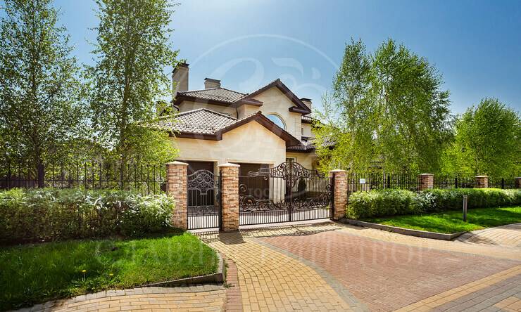 Лот-9341-265736 аренда дома Новорижское шоссе Монтевиль