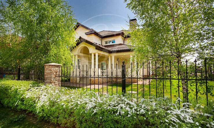 Лот-9341-265737 аренда дома Новорижское шоссе Монтевиль