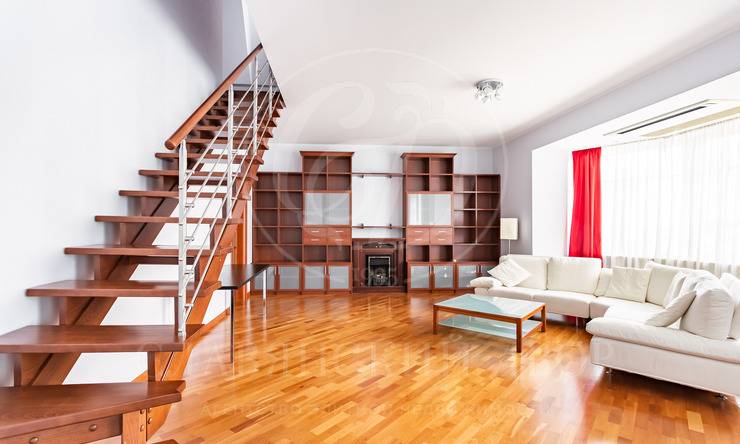 Лот-12100-268873 Продажа квартиры Цветной бульвар