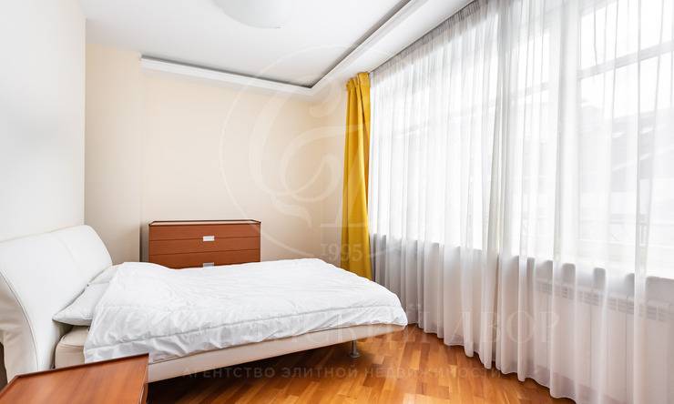 Лот-12100-268878 Продажа квартиры Цветной бульвар