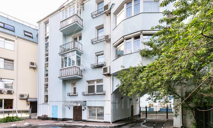 Лот-12100-268895 Продажа квартиры Цветной бульвар