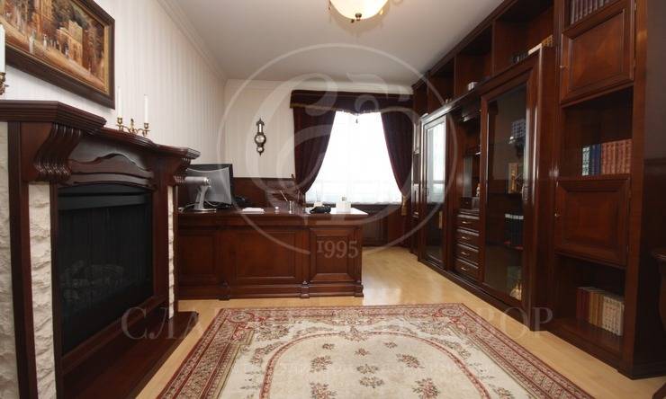 Лот-9348-270392 Продажа квартиры Университет