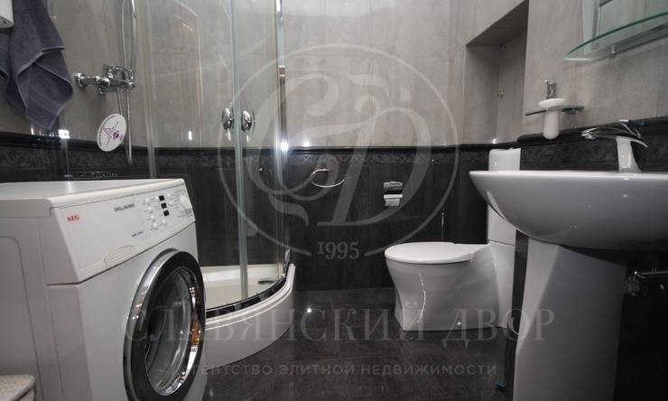 Лот-9348-270399 Продажа квартиры Университет