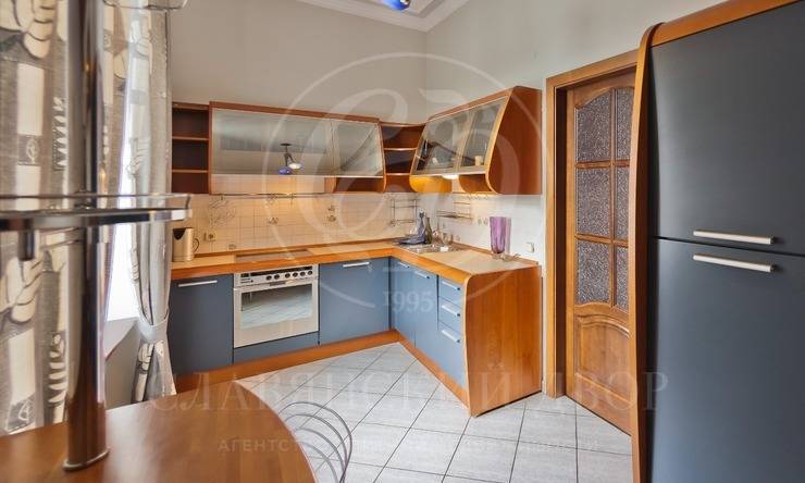 Лот-10329-270546 Продажа квартиры Остоженка