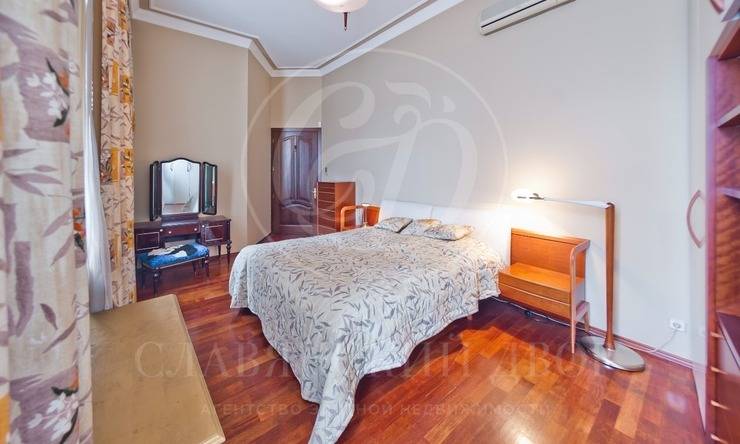 Лот-10329-270551 Продажа квартиры Остоженка