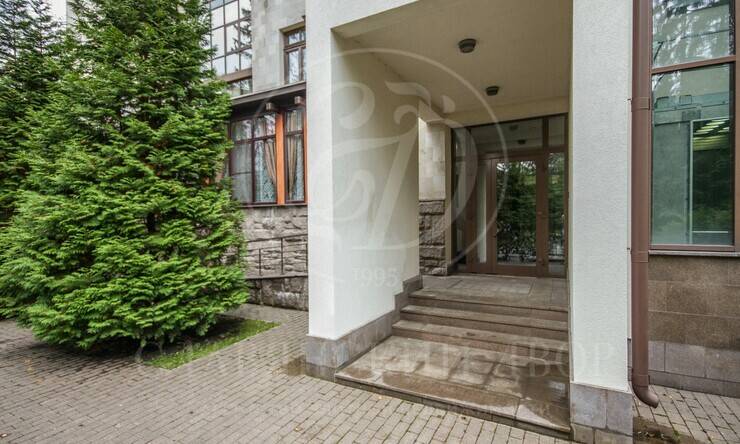 Лот-5911-270609 аренда дома Рублево-Успенское шоссе Жуковка-1