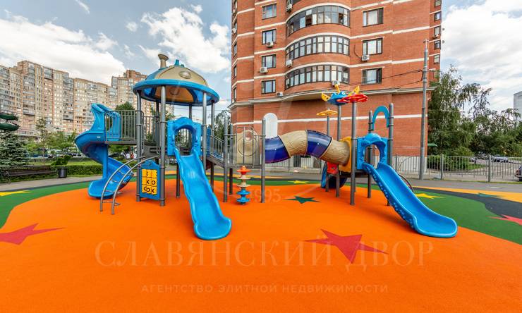 Лот-12113-272930 Продажа квартиры Юго-Запад