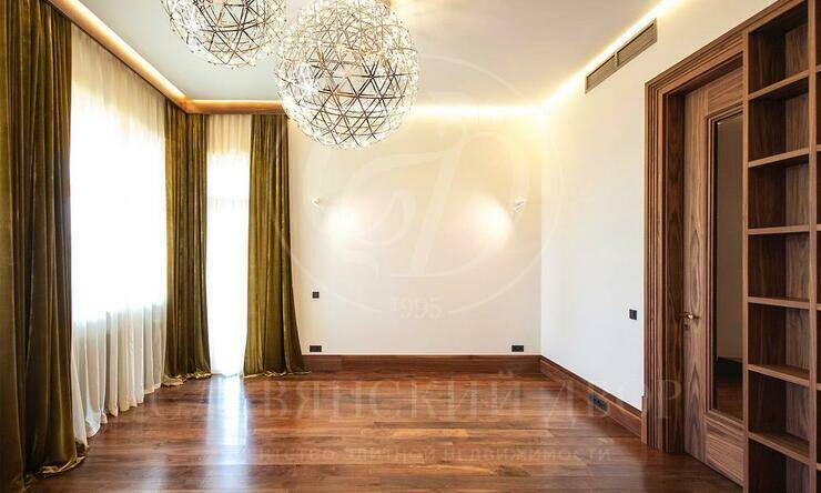 Лот-6764-273155 аренда дома Рублево-Успенское шоссе Жуковка 21 (XXI)