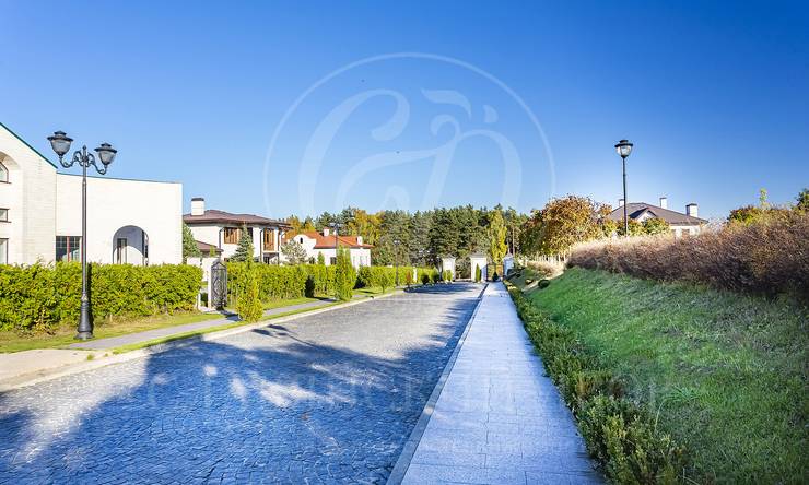 Лот-9527-286169 продажа дома Рублево-Успенское шоссе Шато Соверен (Chateau Souverain)