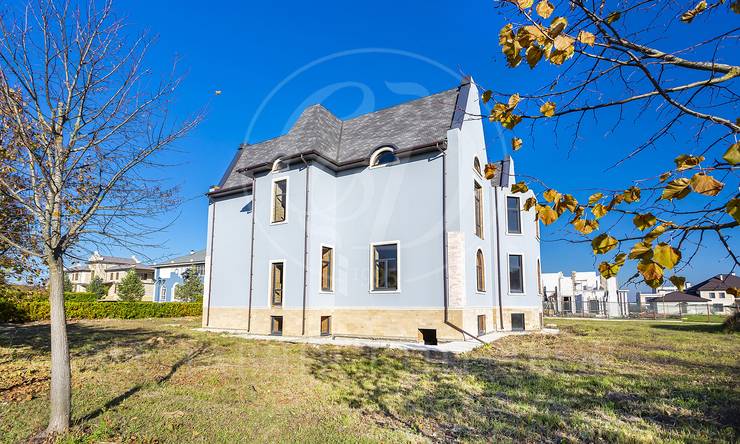 Лот-9527-286178 продажа дома Рублево-Успенское шоссе Шато Соверен (Chateau Souverain)