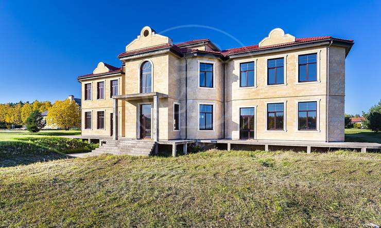 Лот-9530-286182 продажа дома Рублево-Успенское шоссе Шато Соверен (Chateau Souverain)