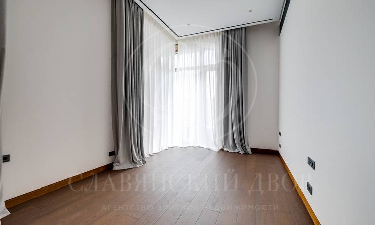 Лот-12295-289210 Продажа квартиры Мосфильмовская