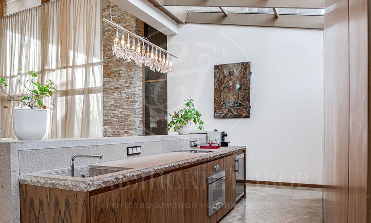 Лот-9942-291703 аренда дома Рублево-Успенское шоссе Жуковка 21 (XXI)