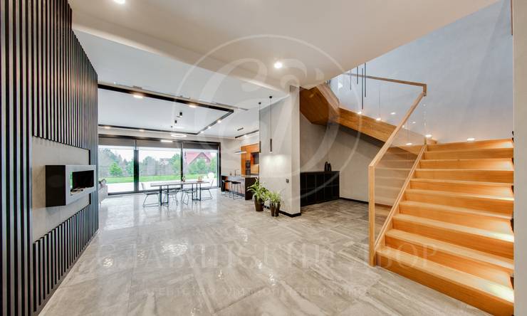 Лот-9951-292500 продажа дома Рублево-Успенское шоссе Шато Соверен (Chateau Souverain)