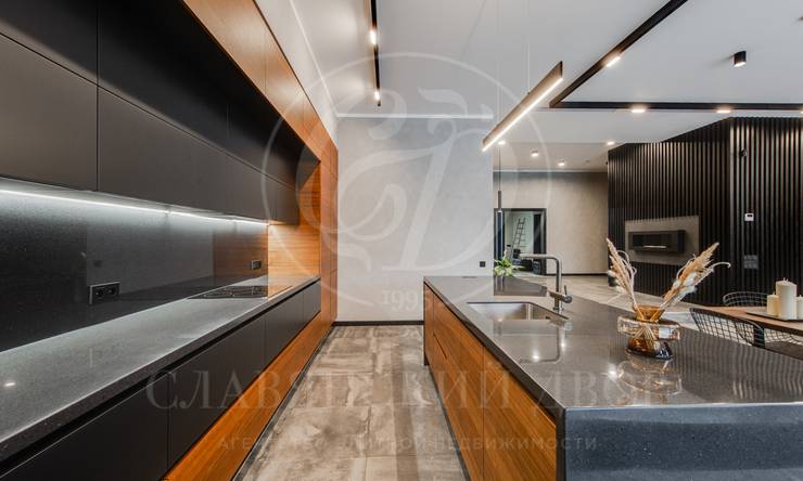 Лот-9951-292510 продажа дома Рублево-Успенское шоссе Шато Соверен (Chateau Souverain)