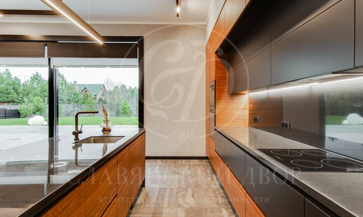 Лот-9951-292512 продажа дома Рублево-Успенское шоссе Шато Соверен (Chateau Souverain)