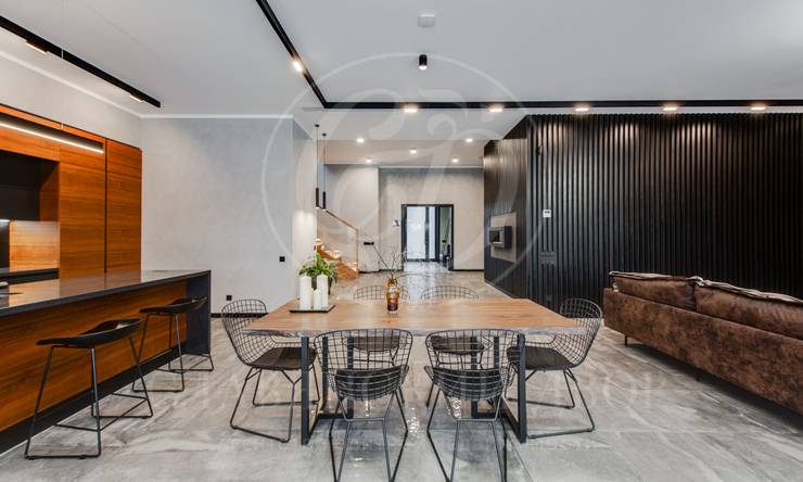 Лот-9951-292514 продажа дома Рублево-Успенское шоссе Шато Соверен (Chateau Souverain)