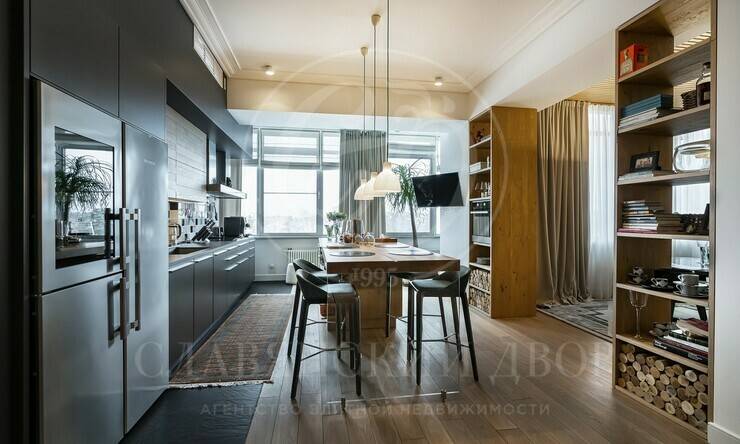 Лот-10053-298051 продажа дома Рублево-Успенское шоссе Жуковка Шале