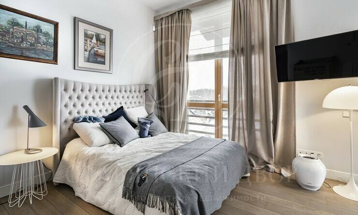 Лот-10053-298055 продажа дома Рублево-Успенское шоссе Жуковка Шале