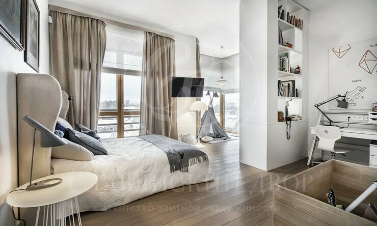 Лот-10053-298058 продажа дома Рублево-Успенское шоссе Жуковка Шале