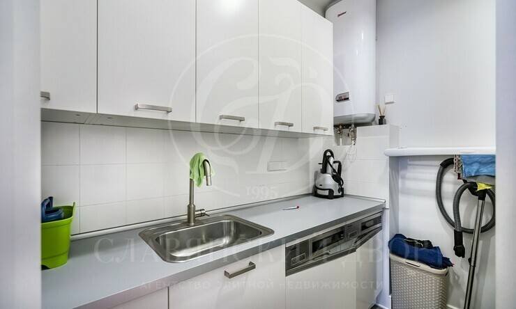 Лот-10053-298066 продажа дома Рублево-Успенское шоссе Жуковка Шале