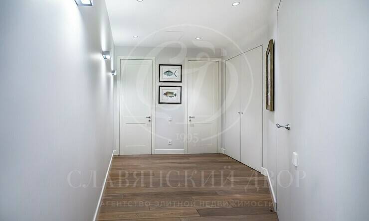 Лот-10053-298073 продажа дома Рублево-Успенское шоссе Жуковка Шале