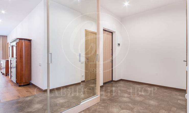 Лот-12477-299555 Продажа квартиры Мосфильмовская