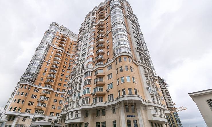 Лот-12477-299573 Продажа квартиры Мосфильмовская