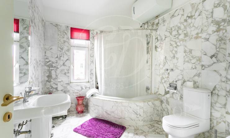 Лот-12531-305936 Продажа квартиры Тверской