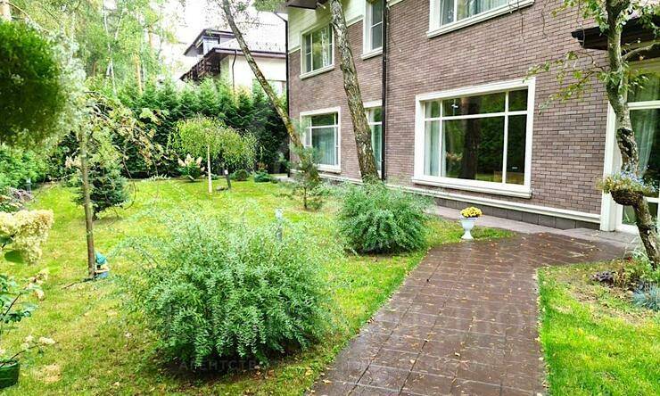 Лот-10271-306149 аренда дома Рублево-Успенское шоссе Ильинское-Усово 