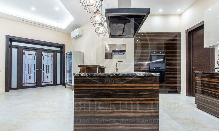 Лот-10286-306476 продажа дома Киевское шоссе Природный парк Каменка