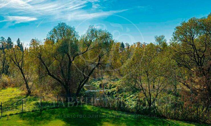 Лот-10294-306776 продажа дома Киевское шоссе Староникольское 