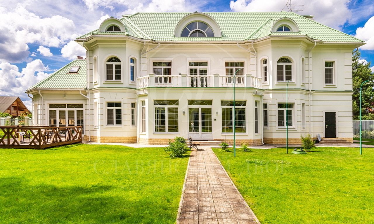 На продажу дом в поселке Ново-Спасское