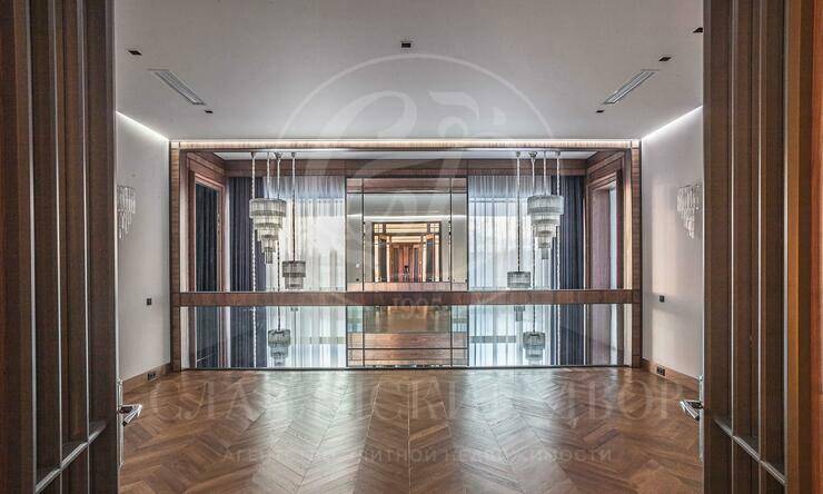 Лот-10368-309892 аренда дома Рублево-Успенское шоссе Жуковка 21 (XXI)